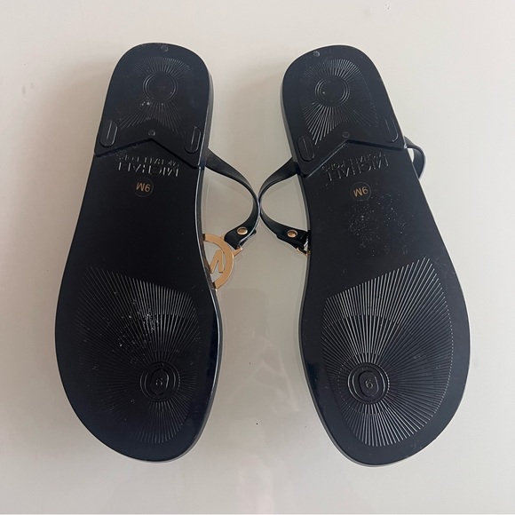 MICHAEL KORS Black Jelly Thong Sandals Gold MK Logo Flat Flip Flops - Picture 6 of 7
